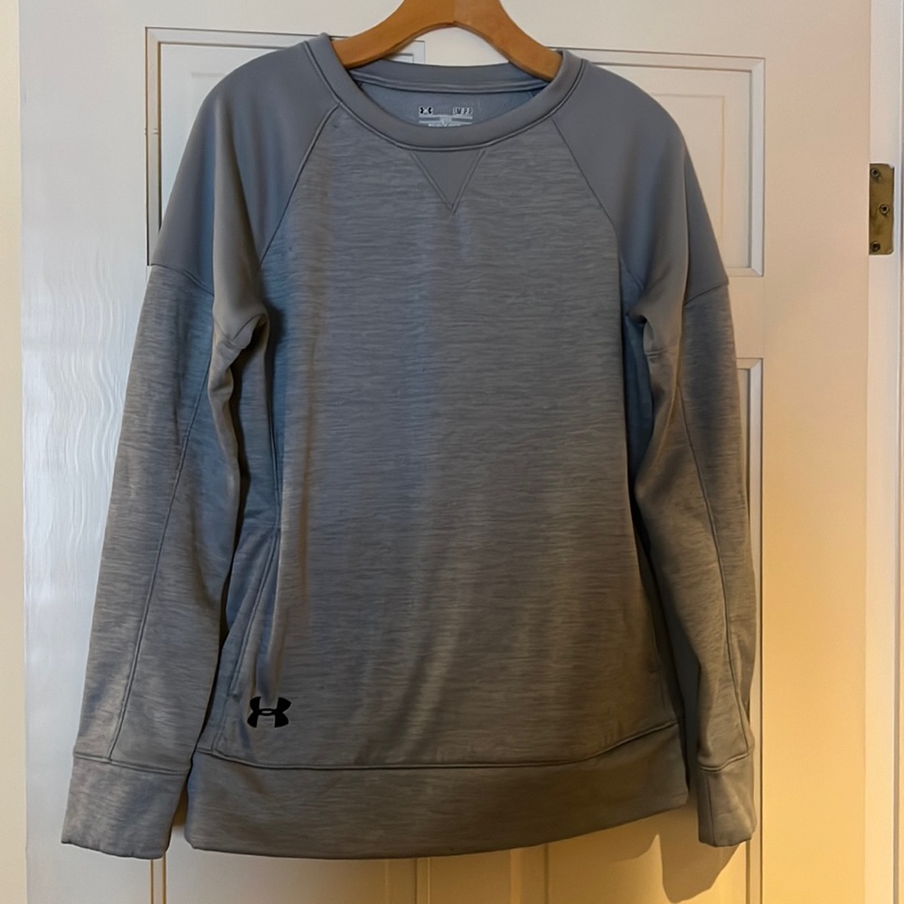 Under armour small/petite cold gear sweatshirt